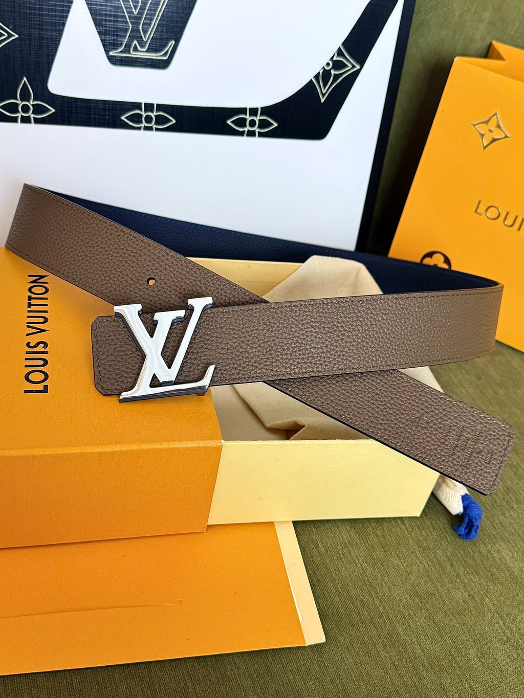 Louis Vuitton LV Initiales 40MM Reversible Belt Khaki Taupe
