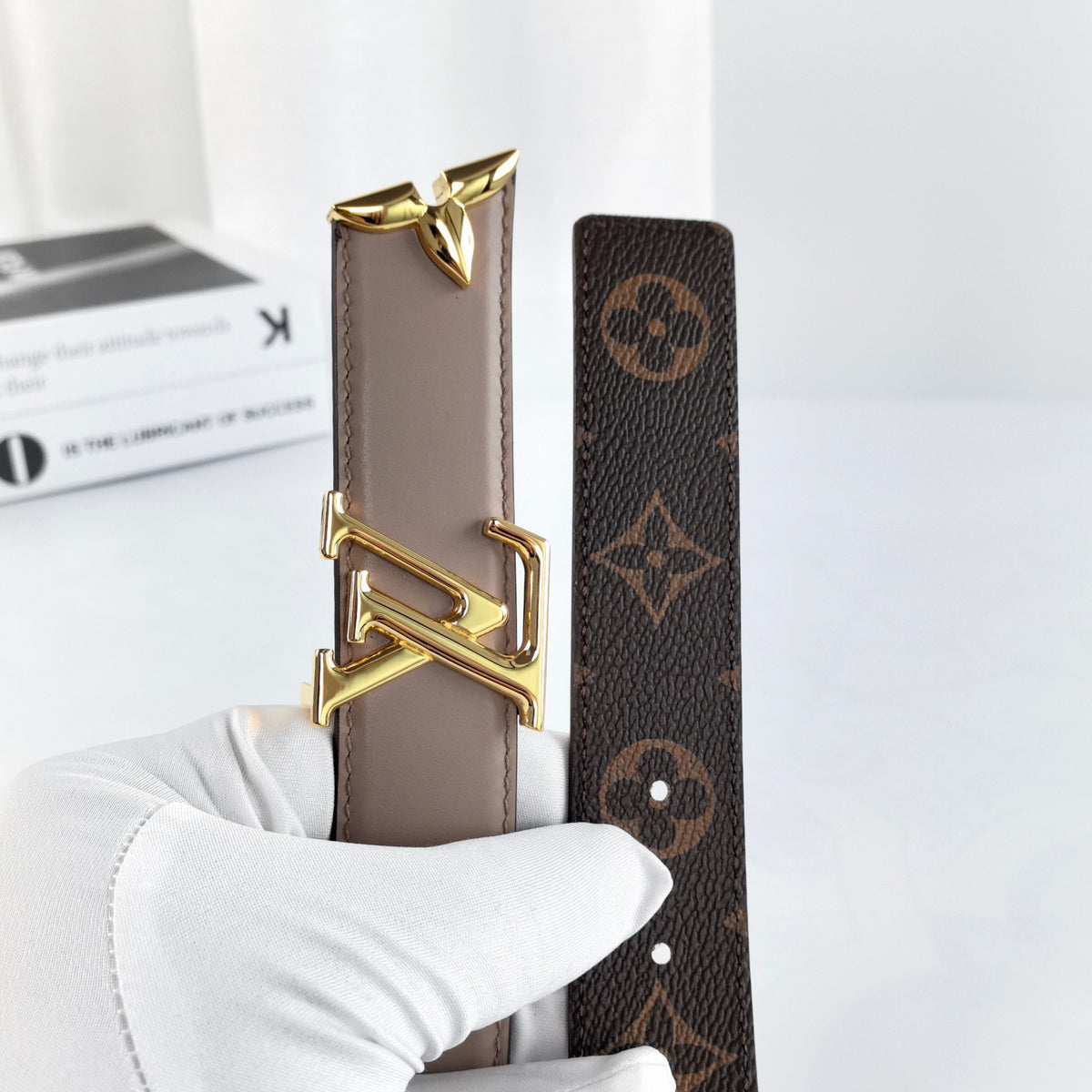 Louis Vuitton Pretty LV 30mm Reversible Belt