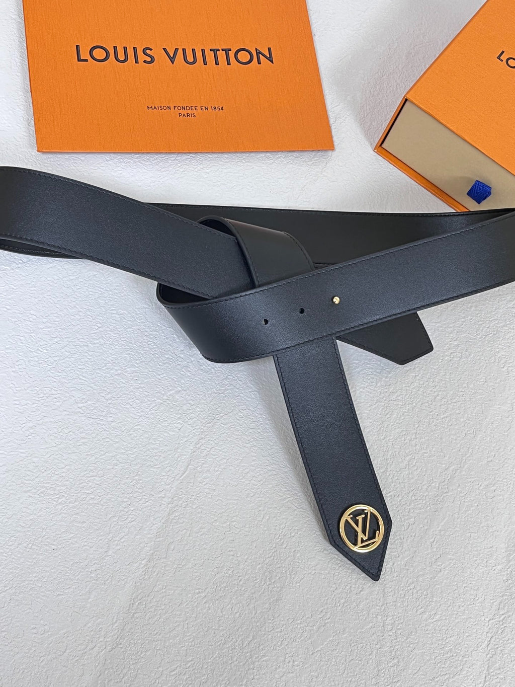 Louis Vuitton Tie The Knot 45MM Belt Smooth Leather Black