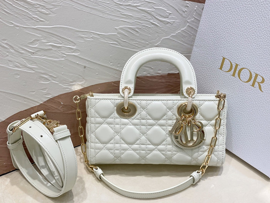 SMALL LADY D-JOY 22 WHITE SHEEPSKIN