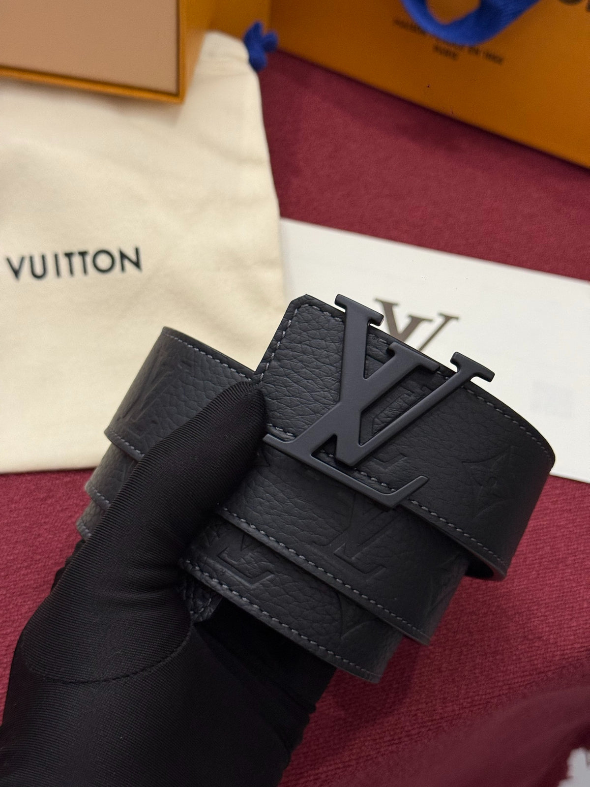 Louis Vuitton LV Initiales 40MM Reversible Belt Monogram Taurillon Black Hardware