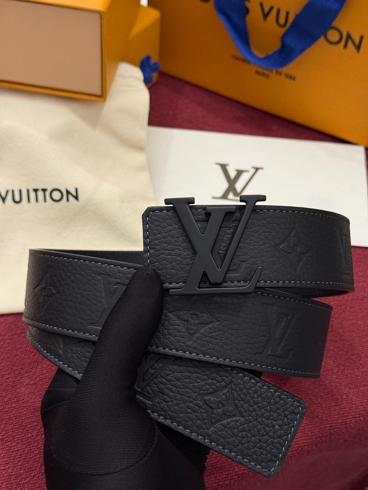 Louis Vuitton LV Initiales 40MM Reversible Belt Monogram Taurillon Black Hardware