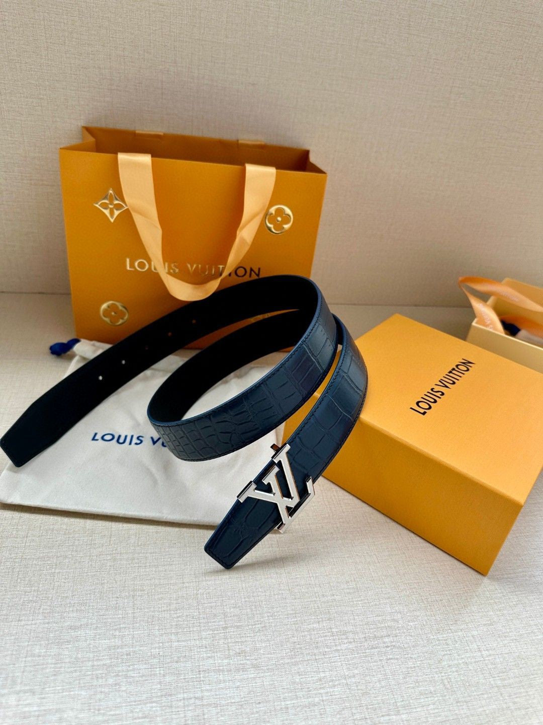 Louis Vuitton LV Heritage 35MM Reversible Belt Crocodilien Mat Navy