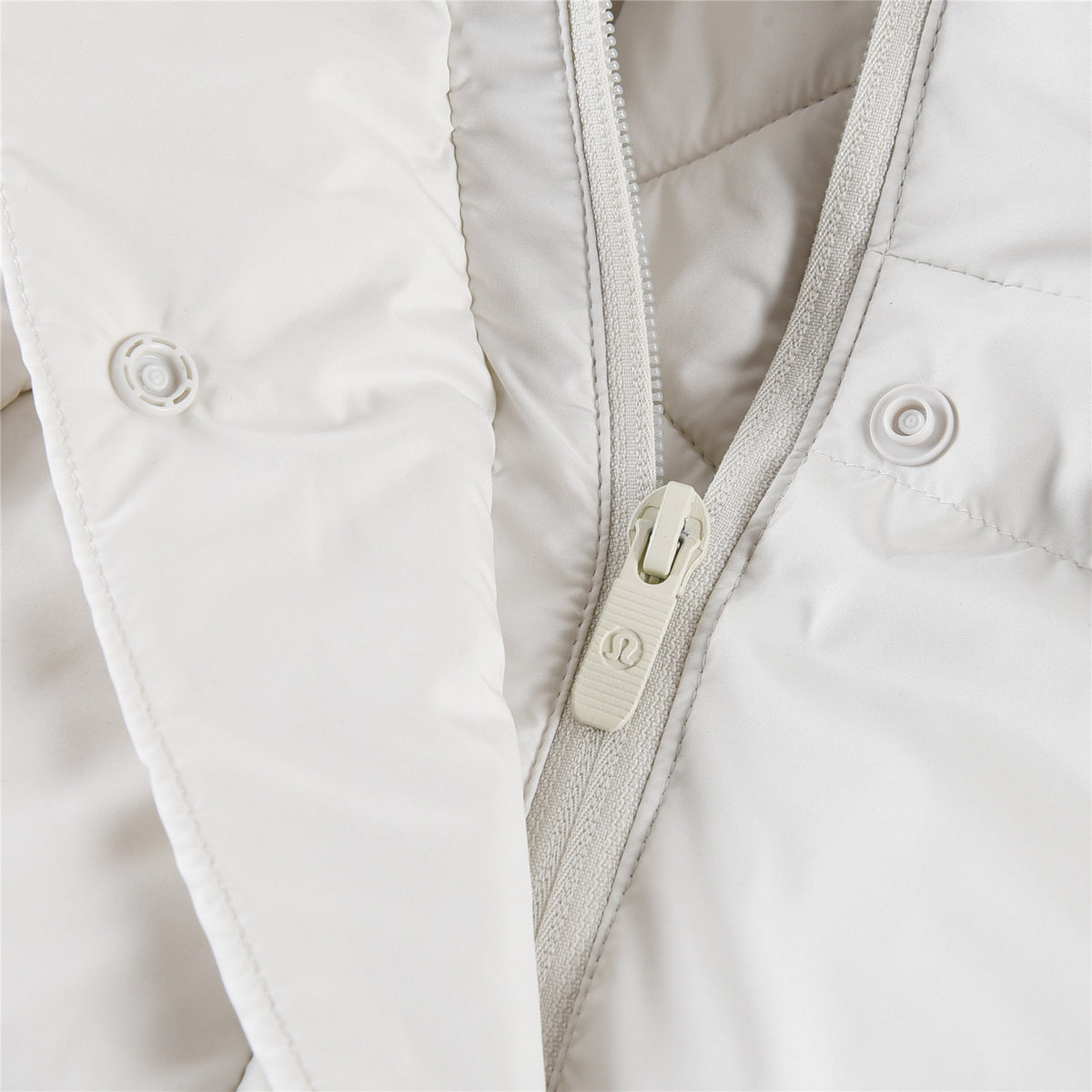 lululemon Women's Wunder Puff Water-Repellent Down Puffer Jacket in White