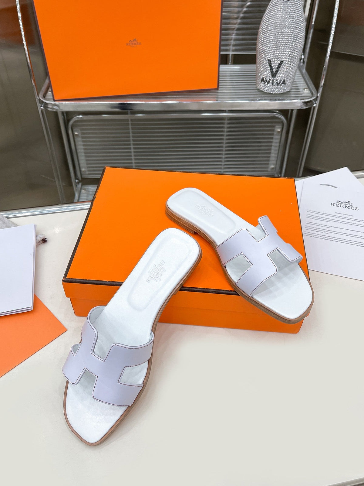 Hermes white