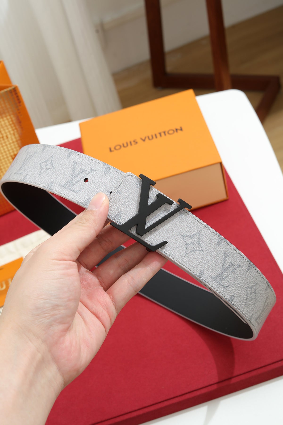 Louis Vuitton LV Initials Monogram Reflective 40MM Reversible Belt Grey