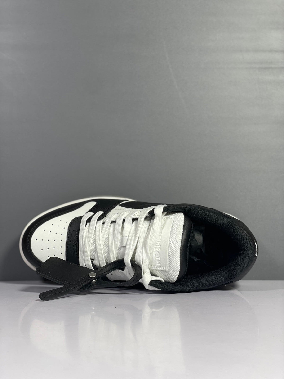 OFF-WHITE Out Of Office