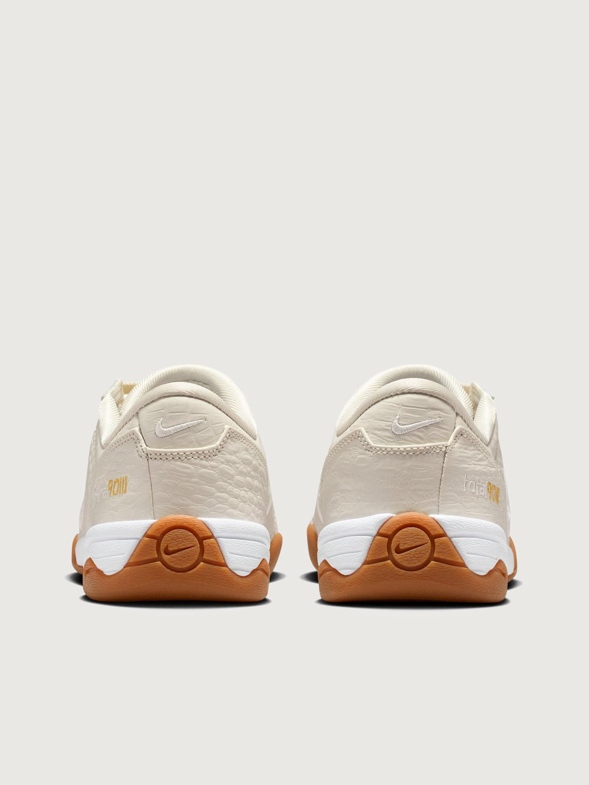 Nike T90 SE Croc - Lt Bone/Sail White Gum Med Brown Metallic
