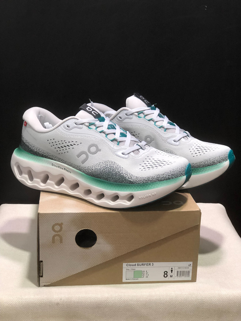 On Cloudsurfer White/Teal/Green