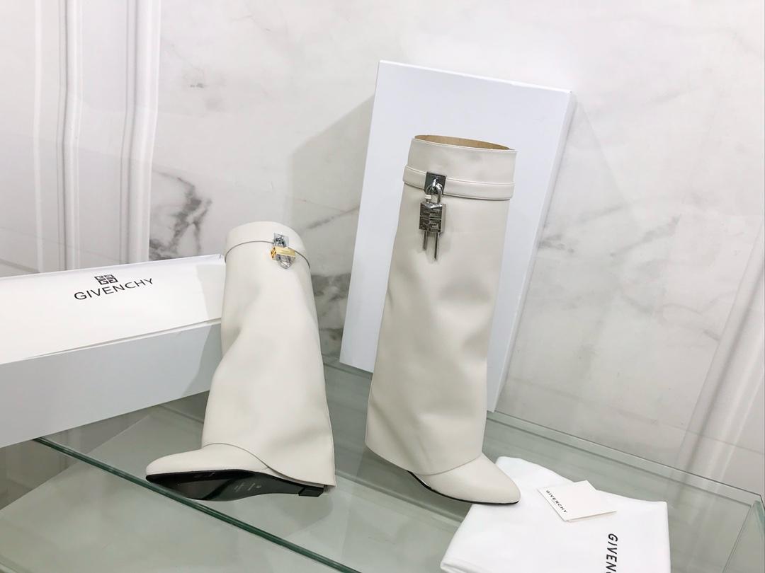 Stivali Givenchy