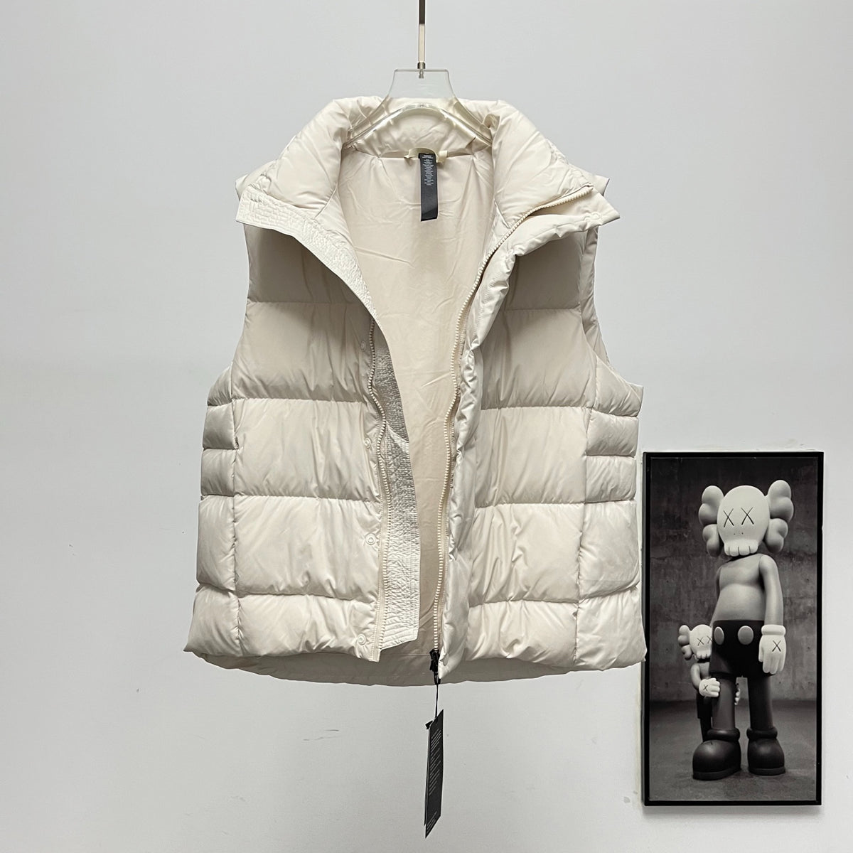 lululemon Wunder Puff Water-Repellent Puffer Vest in Bone