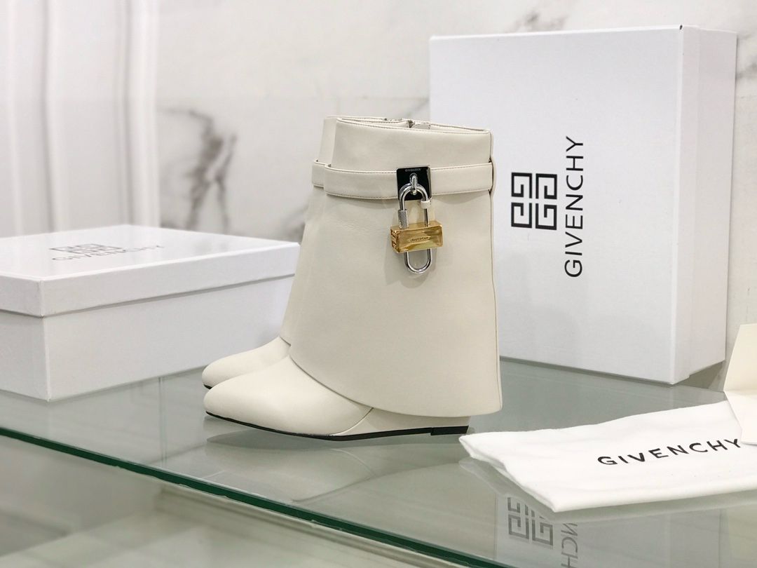 Stivali Givenchy
