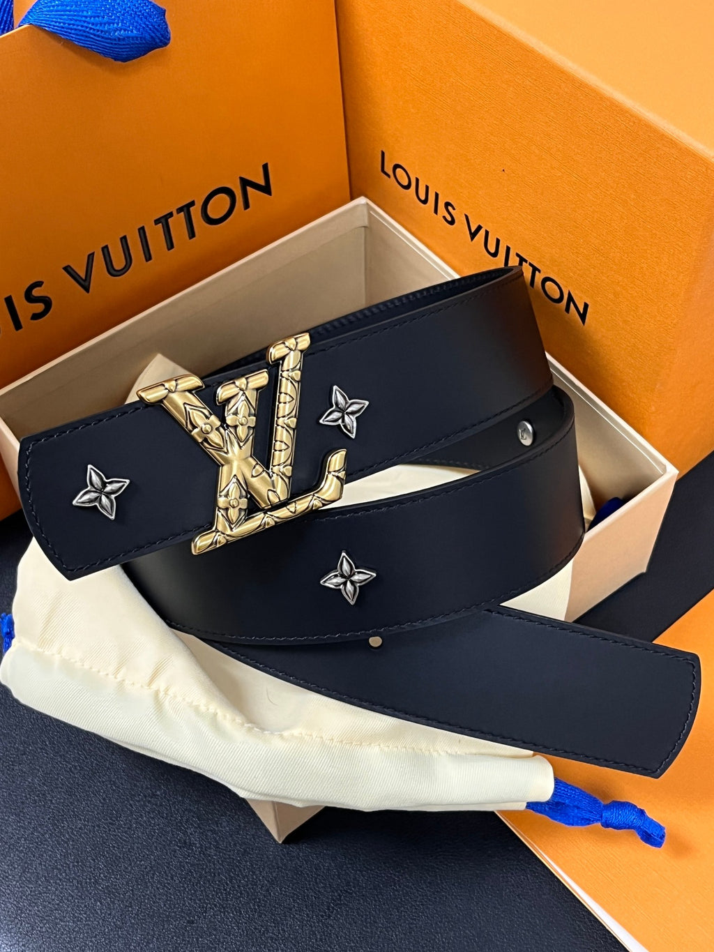 Louis Vuitton LV Dimension Drift Flower Studs Reversible Belt 40mm