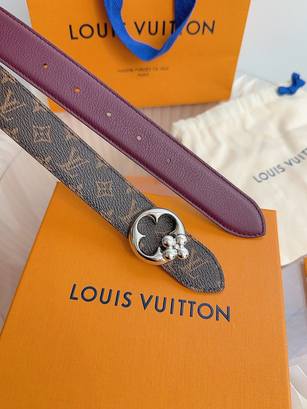 Louis Vuitton LV Flowergram Round 30MM Reversible Belt Burgundy Monogram