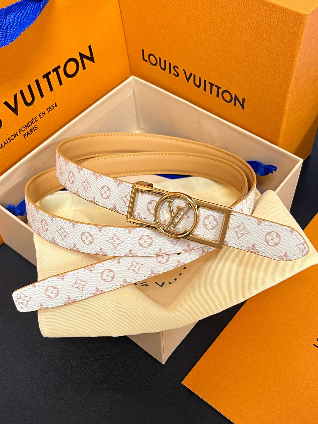 Louis Vuitton LV Circle Frame 20MM Reversible Belt White Pink