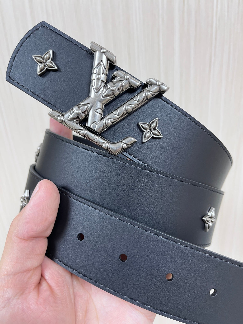 Louis Vuitton LV Dimension Drift Flower Studs Reversible Belt 40mm