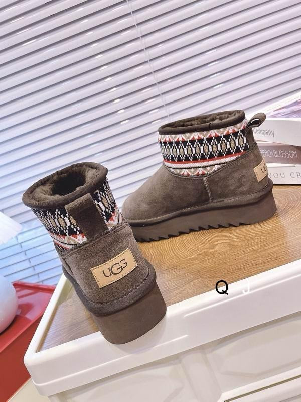 UGG