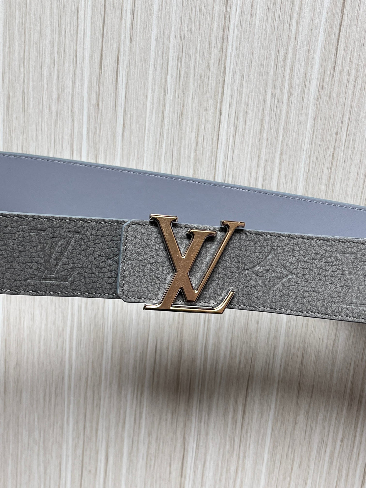 Louis Vuitton LV Initiales 40MM Reversible Belt Taurillon Monogram Grey