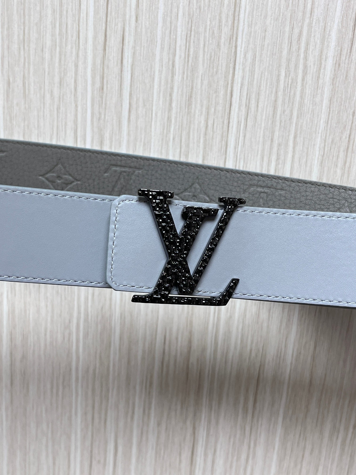 Louis Vuitton LV Initiales 40MM Reversible Belt Taurillon Monogram Grey