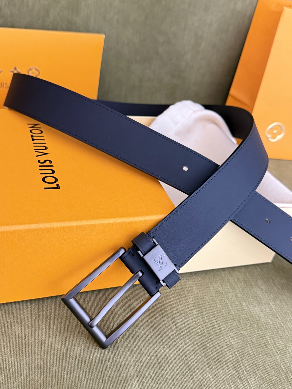 Louis Vuitton Everyday Double Pin 35MM Belt Matte Black