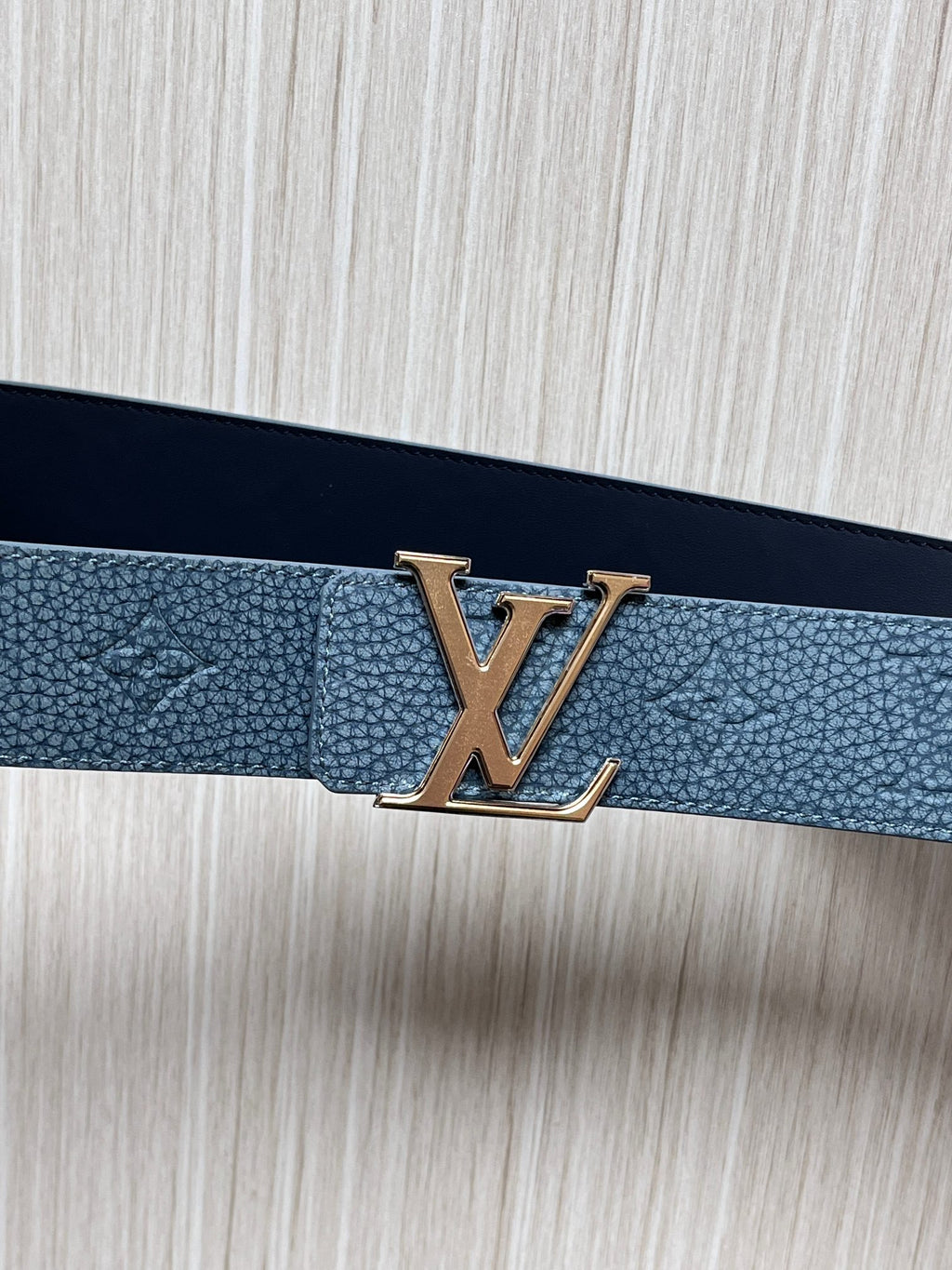 Louis Vuitton LV Initiales 40MM Reversible Belt Taurillon Monogram Blue