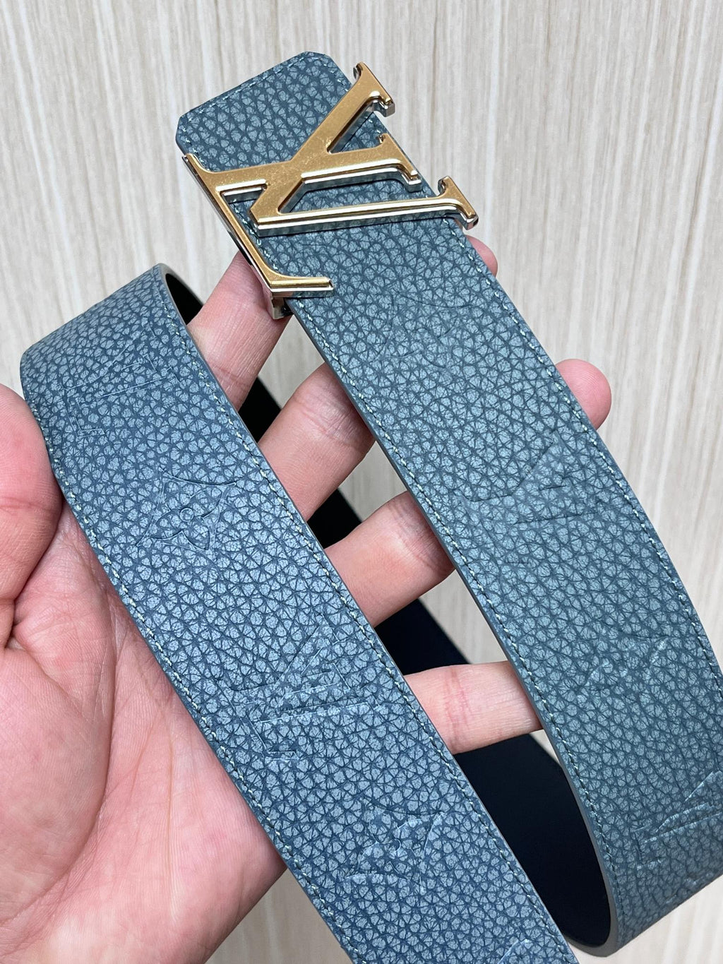 Louis Vuitton LV Initiales 40MM Reversible Belt Taurillon Monogram Blue