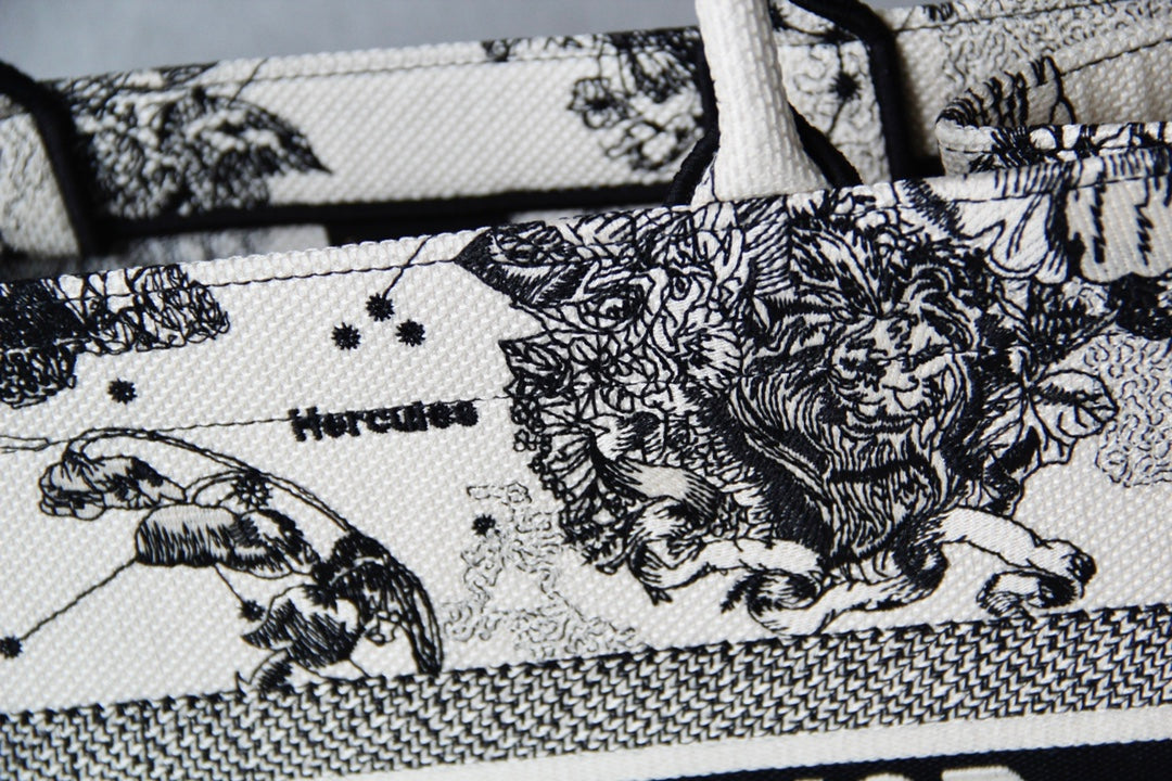 Medium CD Book Tote 36cm Hercules White