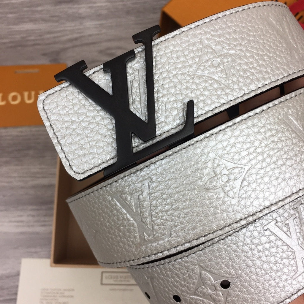 Louis Vuitton LV Initiales 40MM Reversible Belt Monogram Taurillon Grey