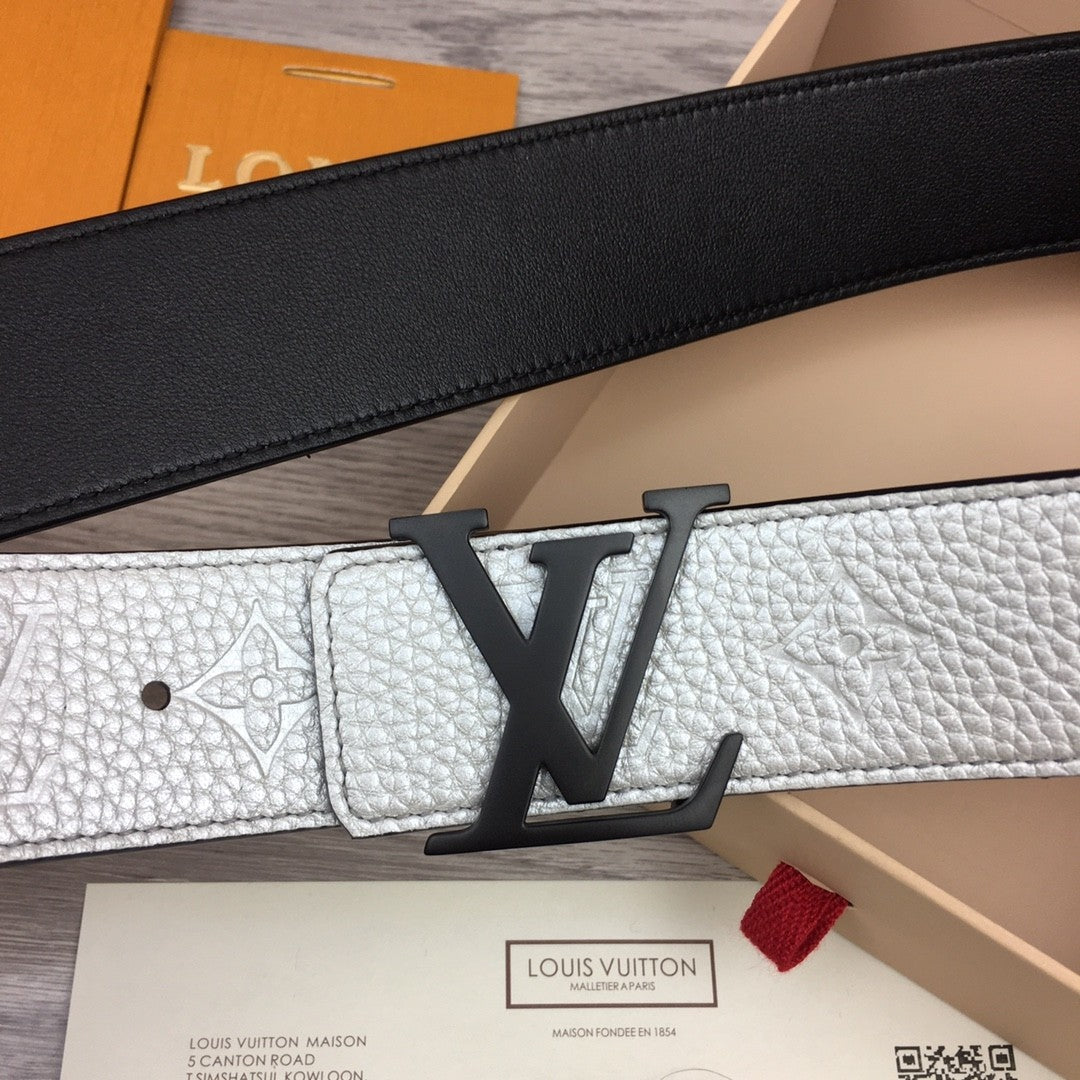 Louis Vuitton LV Initiales 40MM Reversible Belt Monogram Taurillon Grey