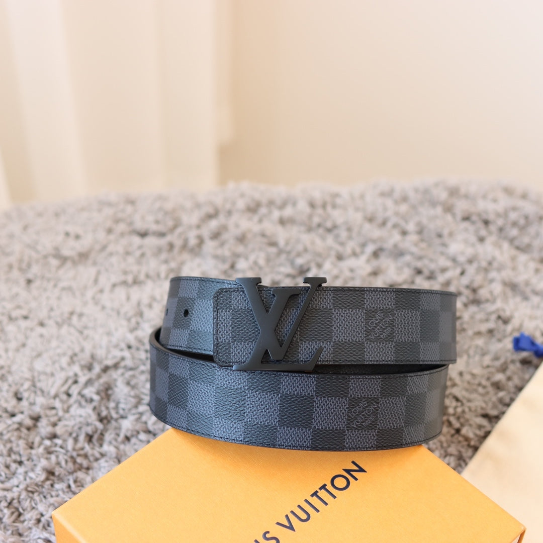 Louis Vuitton LV Initiales Damier Graphite 40mm Reversible Belt