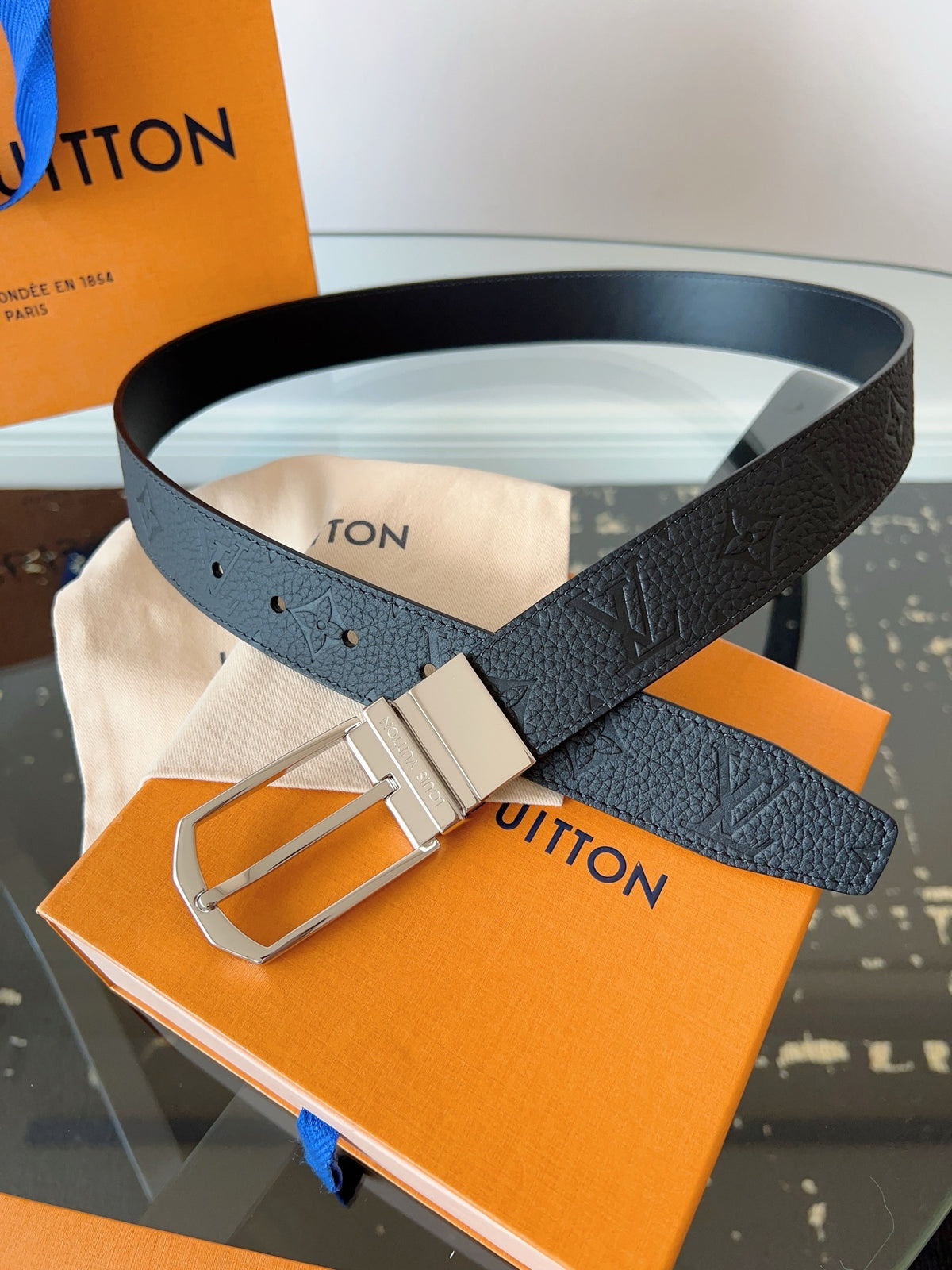 Louis Vuitton Slender 35mm Reversible Belt
