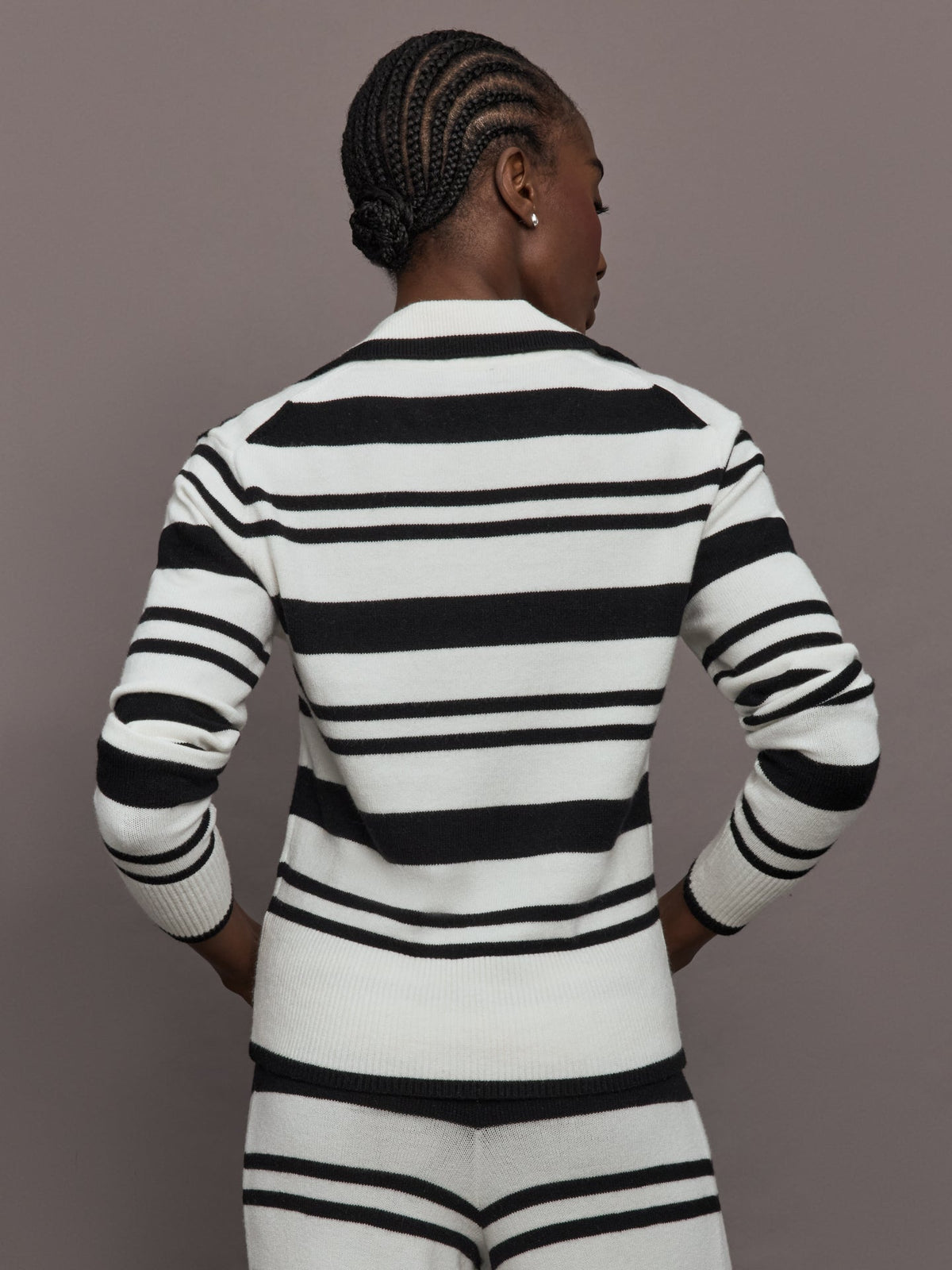 Johnny Collar Striped Sweater - Black/Cream