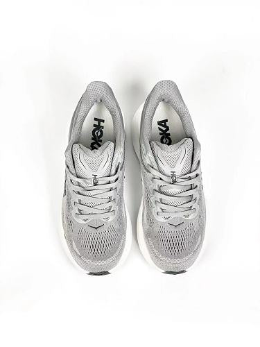 HOKA ONE ONE Bondi 9 "Grout / Black"