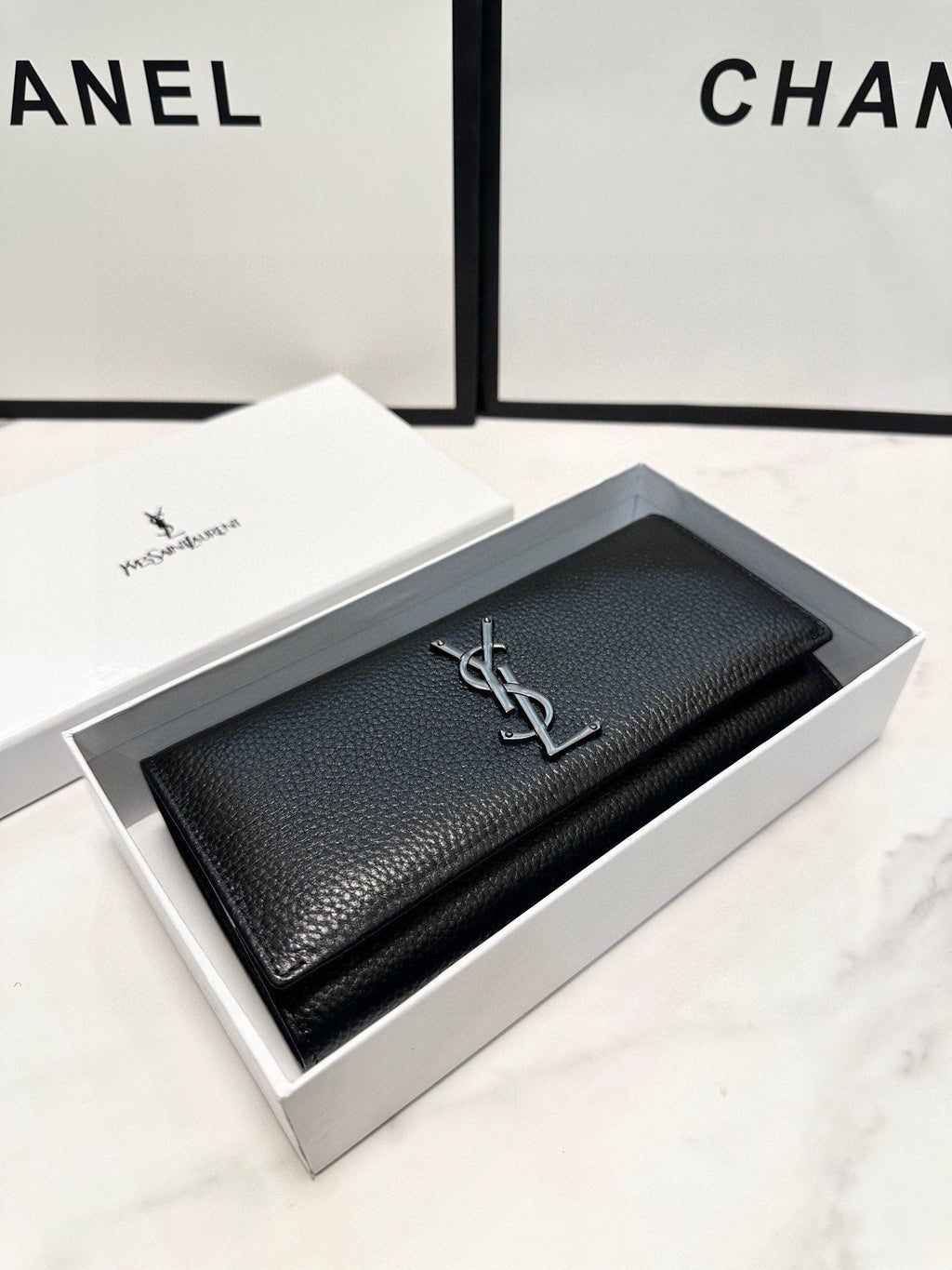 Y new arrival wallet size:  19x10 cm