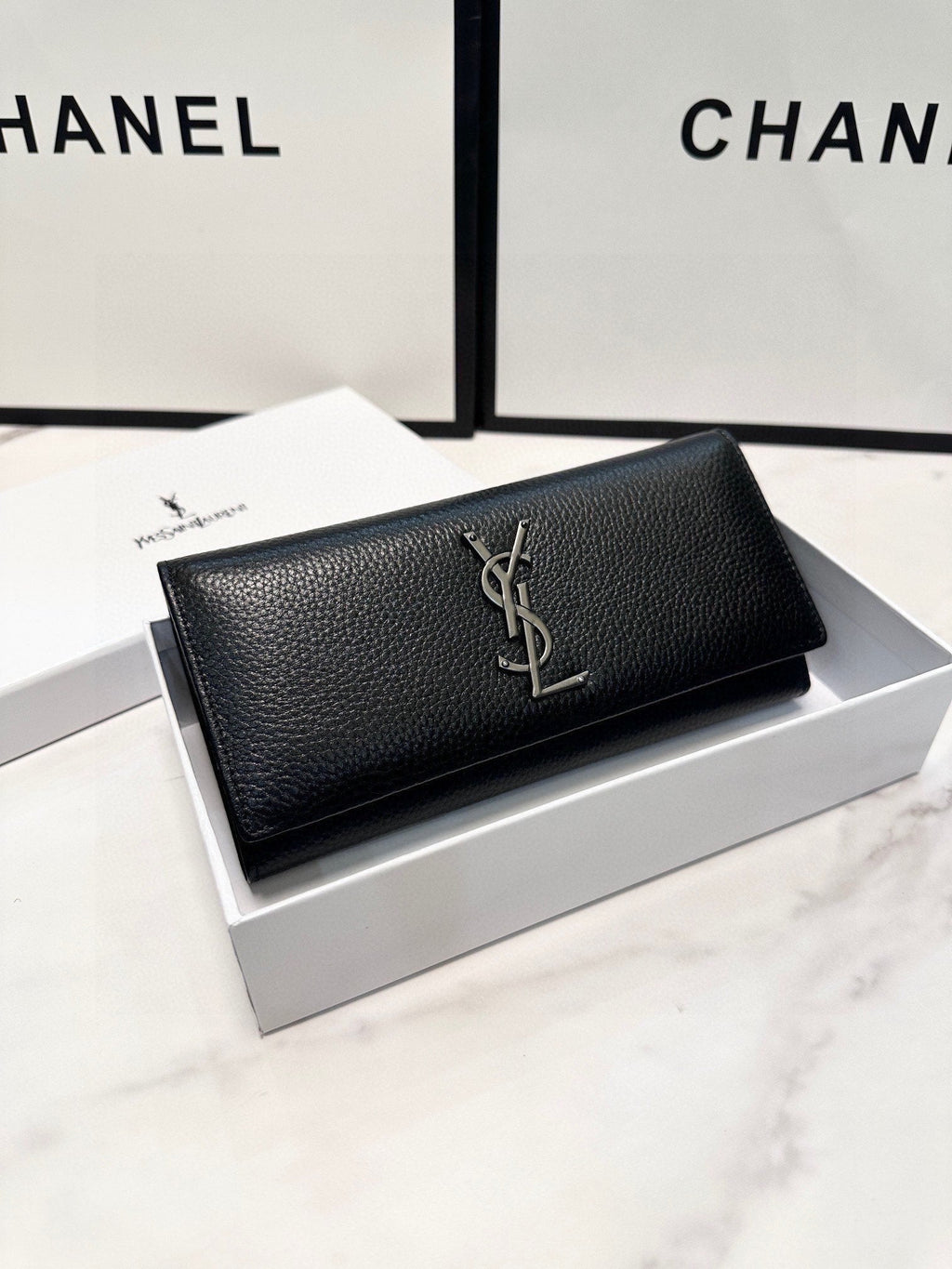 Y new arrival wallet size:  19x10 cm