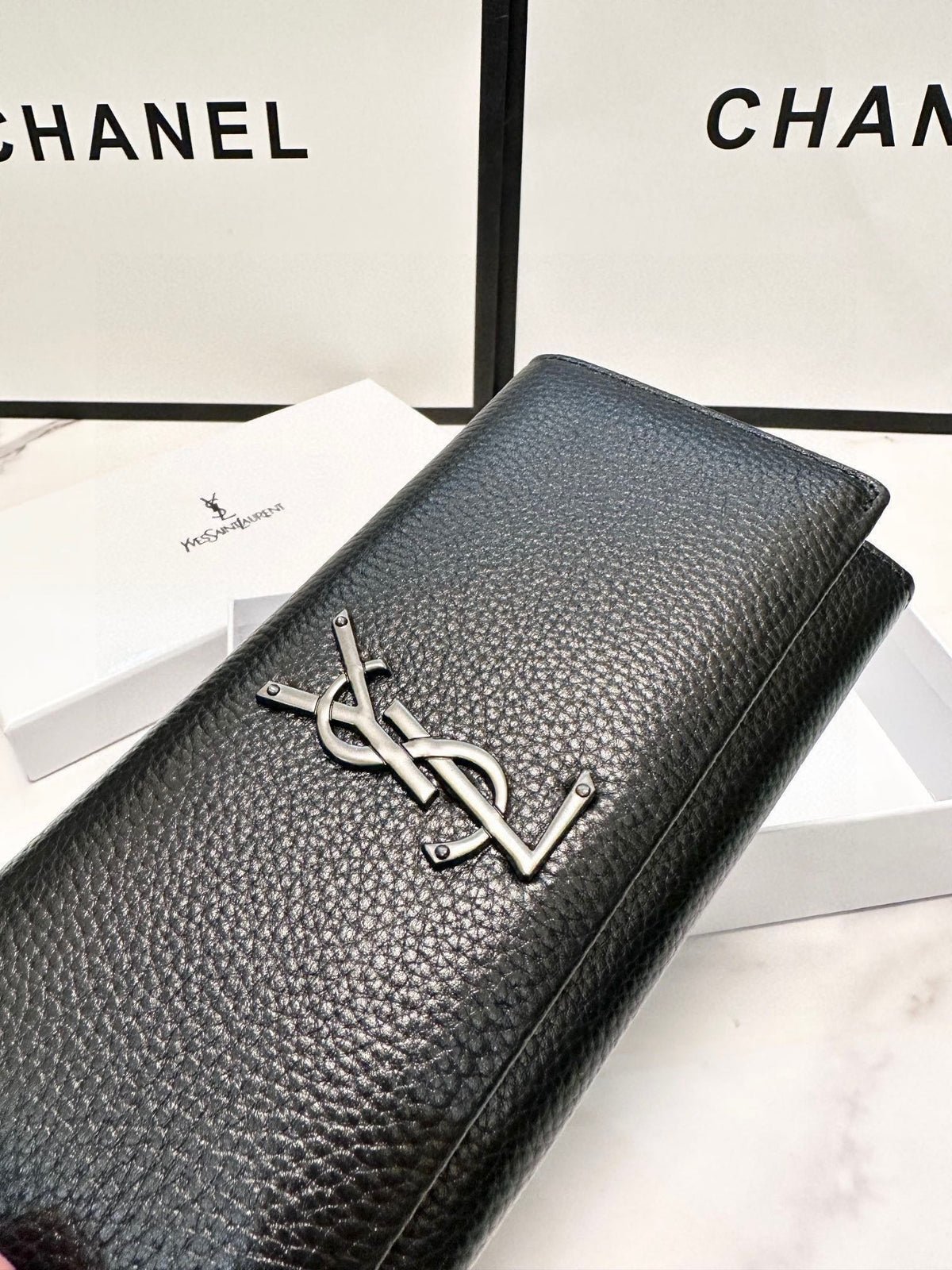 Y new arrival wallet size:  19x10 cm