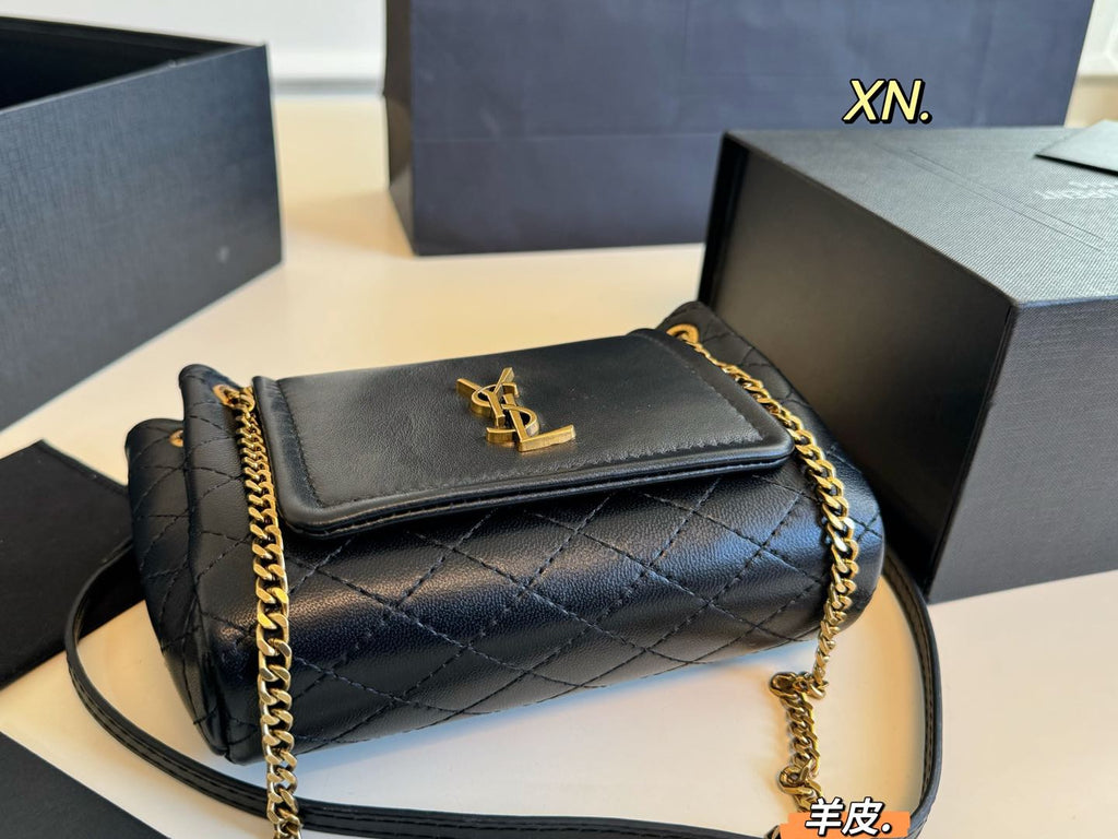 Y new arrival nolina chain bag size: 18*13 cm