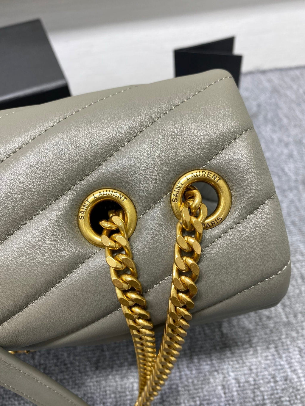 Y Loulou Medium Chain Bag In Y Leather