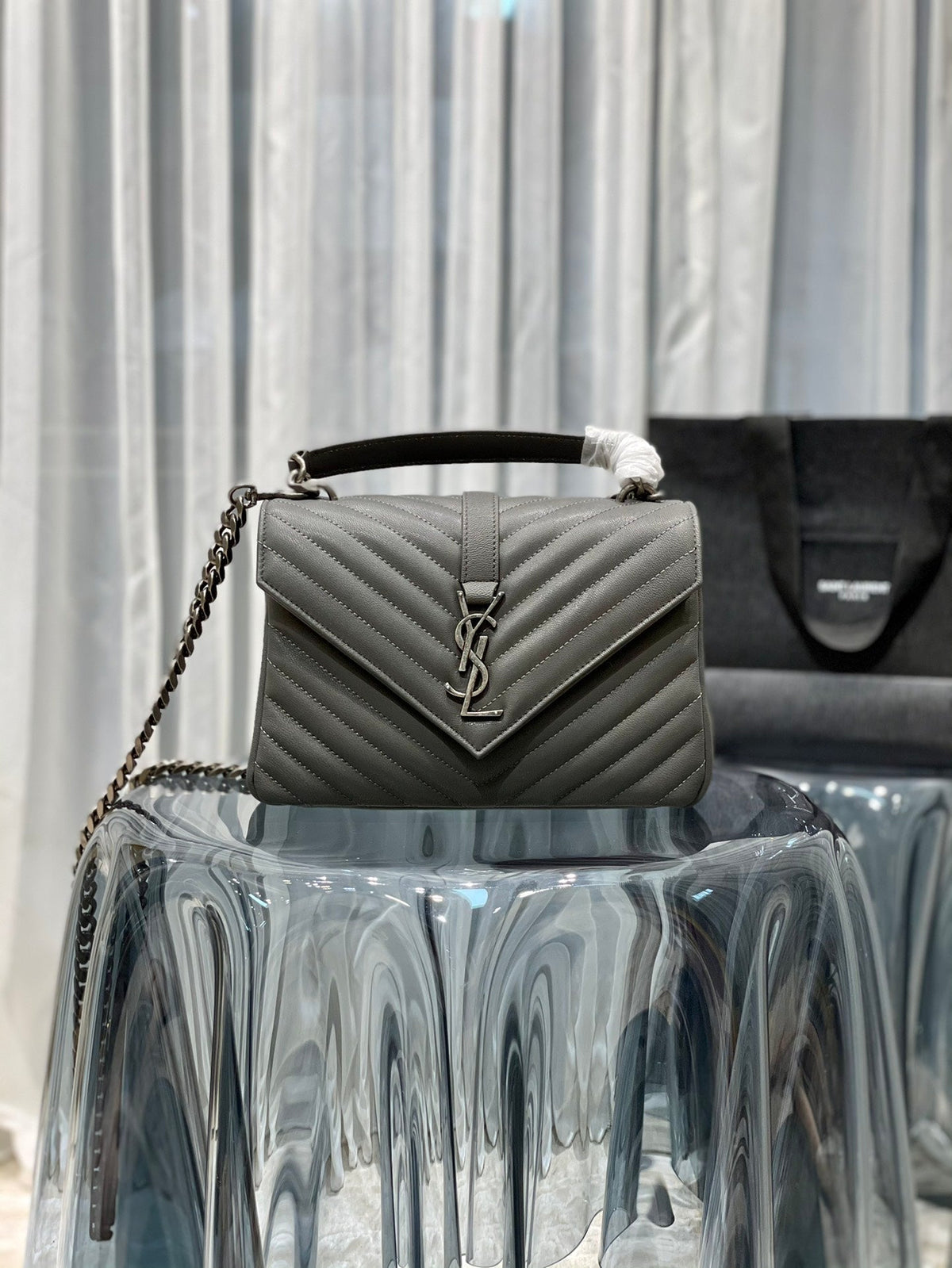 Y College Medium Quilted leather Bag