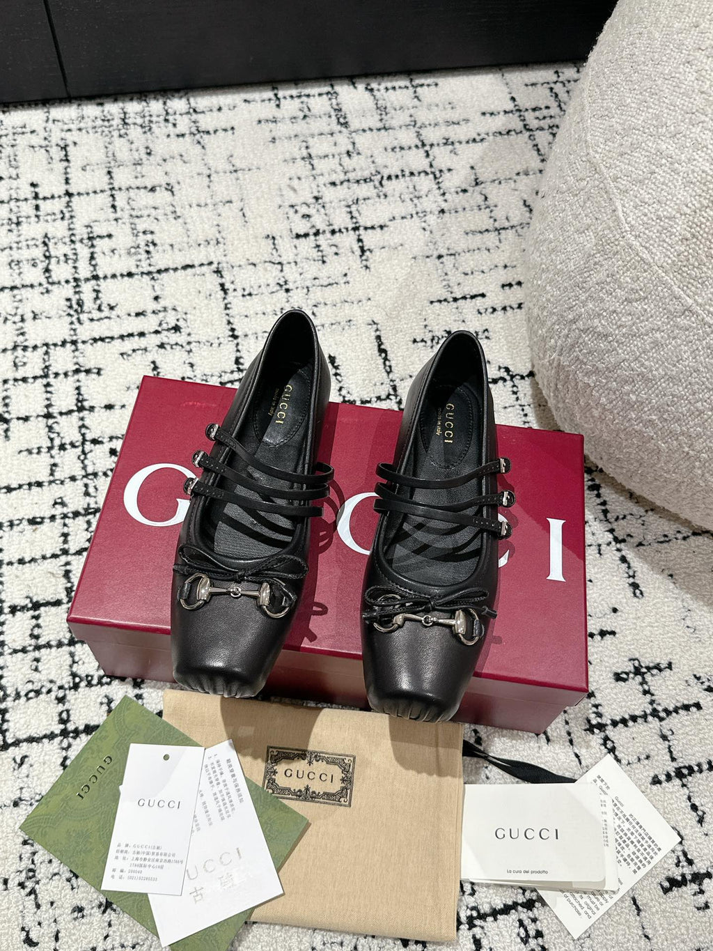 MARY JANE FLAT IN BLACK CALFSKIN