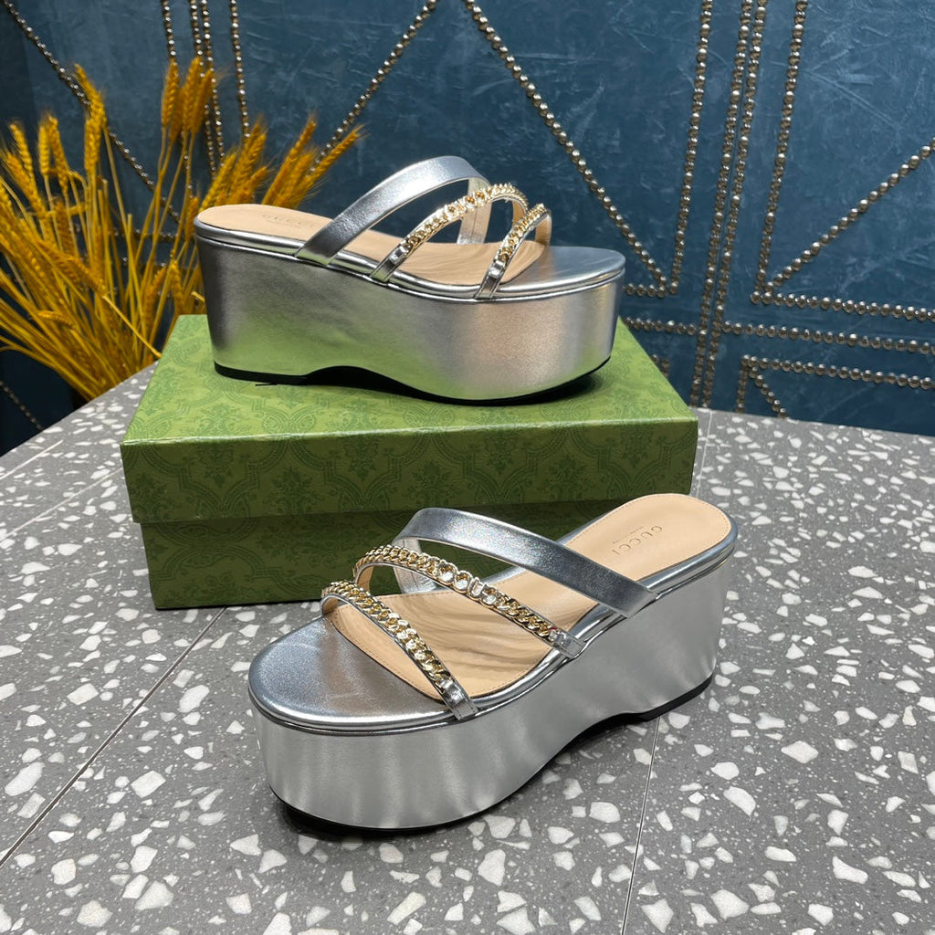 HIGH WEDGE PLATFORM IN SILVER CALFSKIN WITH GOLD HARDWARE