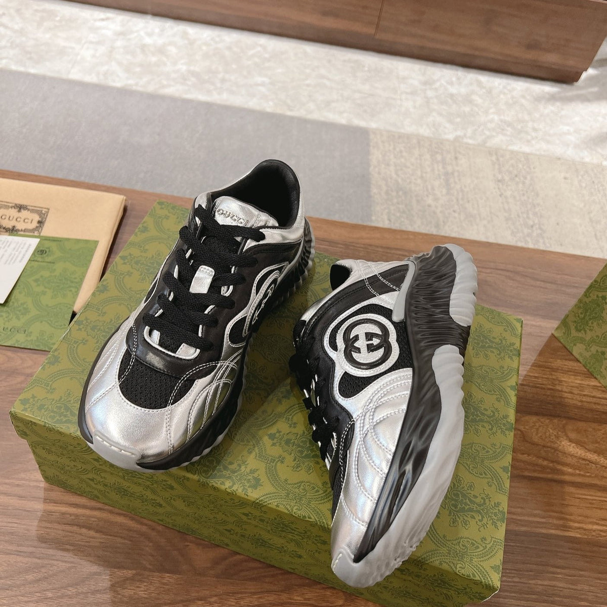 GG RIPPLE SNEAKER BLACK Silver