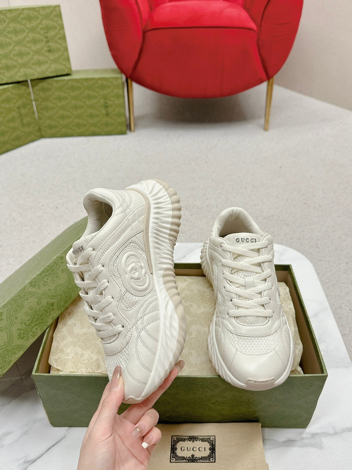 GG RIPPLE TRAINER WHITE LAMBSKIN