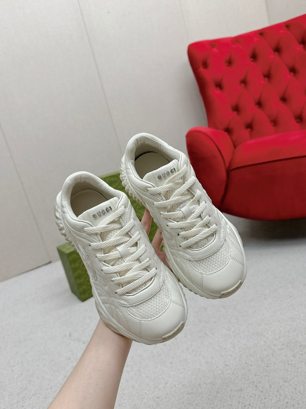 GG RIPPLE TRAINER WHITE LAMBSKIN