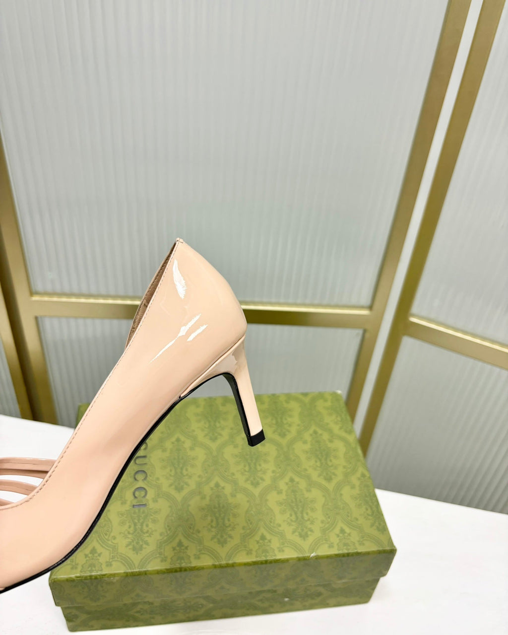 HIGH PUMP 6 CM IN TAN BEIGE CALFSKIN