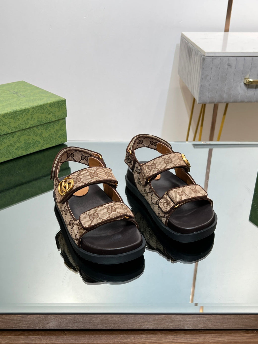 GG  SANDAL WITH DOUBLE G PECAN CARO LAMBSKIN