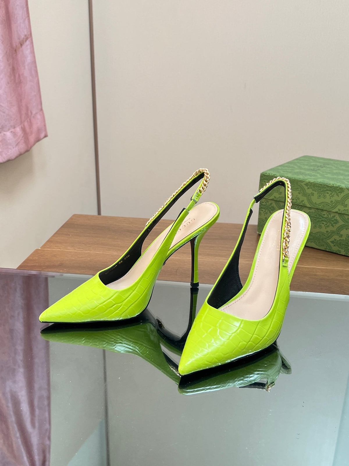 GG SIGNORIA SLINGBACK PUMP CHARTREUSE CALFSKIN