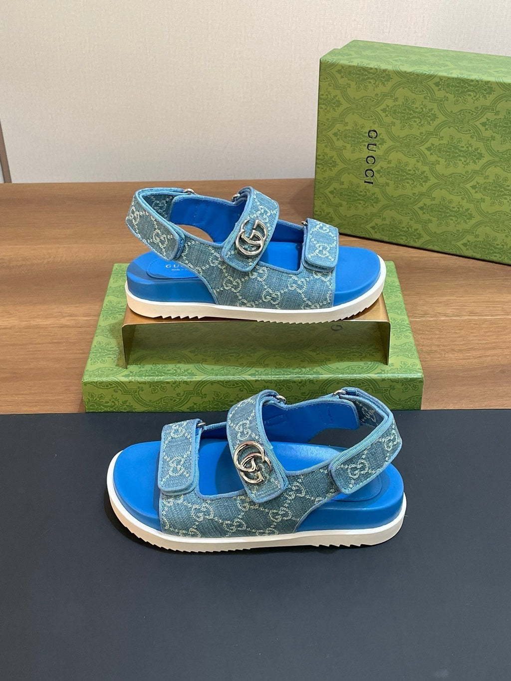 GG  SANDAL WITH DOUBLE G SKY CARO LAMBSKIN
