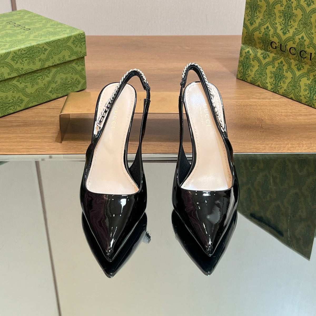 GG SIGNORIA SLINGBACK PUMP GLOSSY BLACK LAMBSKIN