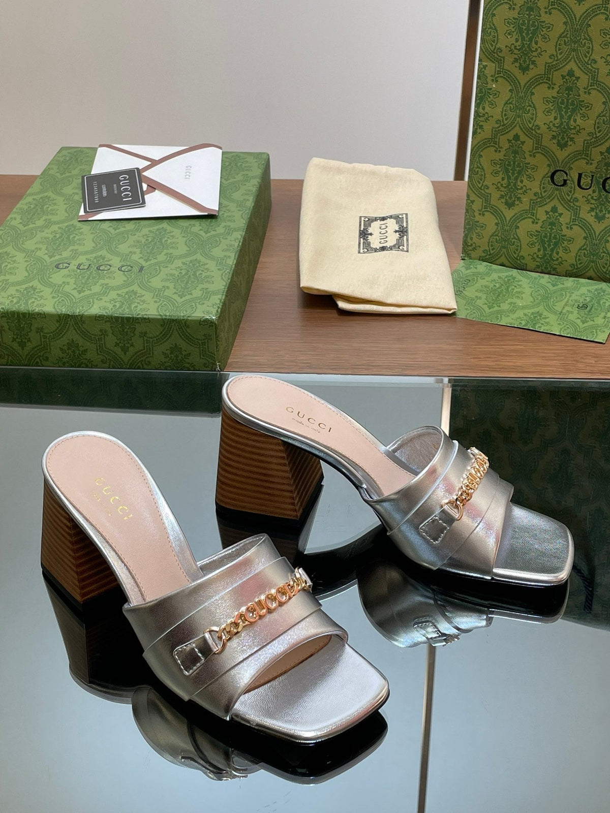 GG SIGNORIA SLIDE SANDAL SILVER DENIM